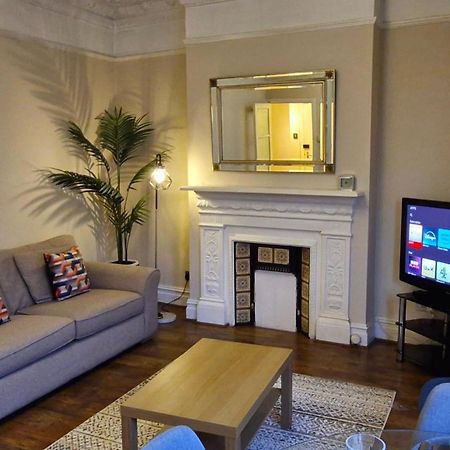 伦敦Charming Flat In Wimbledon公寓 外观 照片