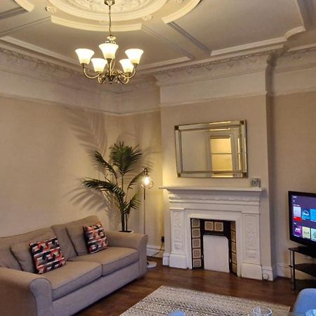 伦敦Charming Flat In Wimbledon公寓 外观 照片
