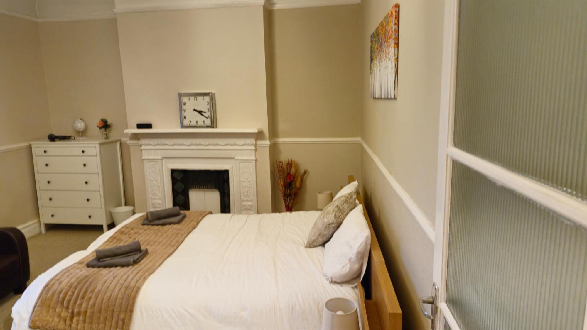 伦敦Charming Flat In Wimbledon公寓 外观 照片