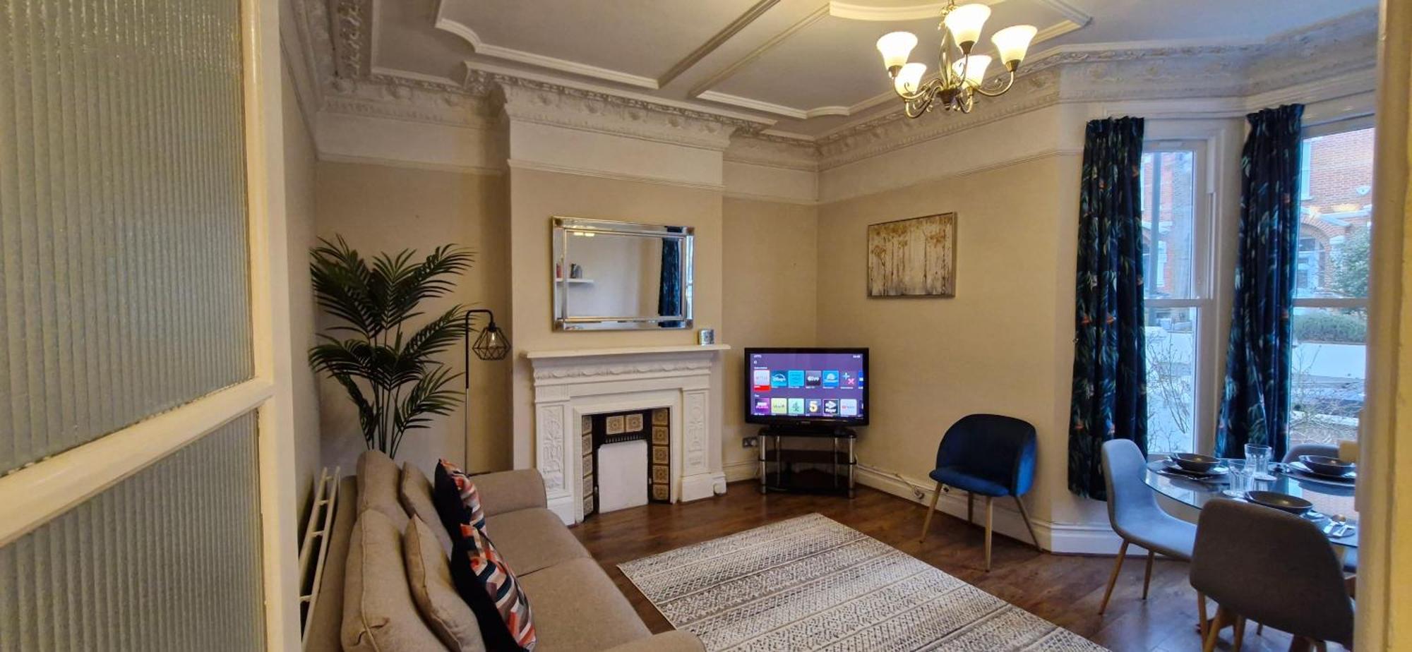 伦敦Charming Flat In Wimbledon公寓 外观 照片